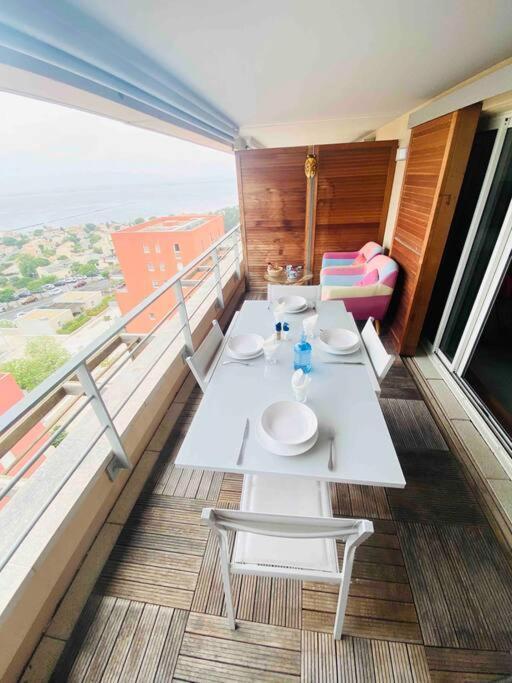 Luxueux T3 Piscine Et Vue Somptueuse Leilighet Sète Eksteriør bilde